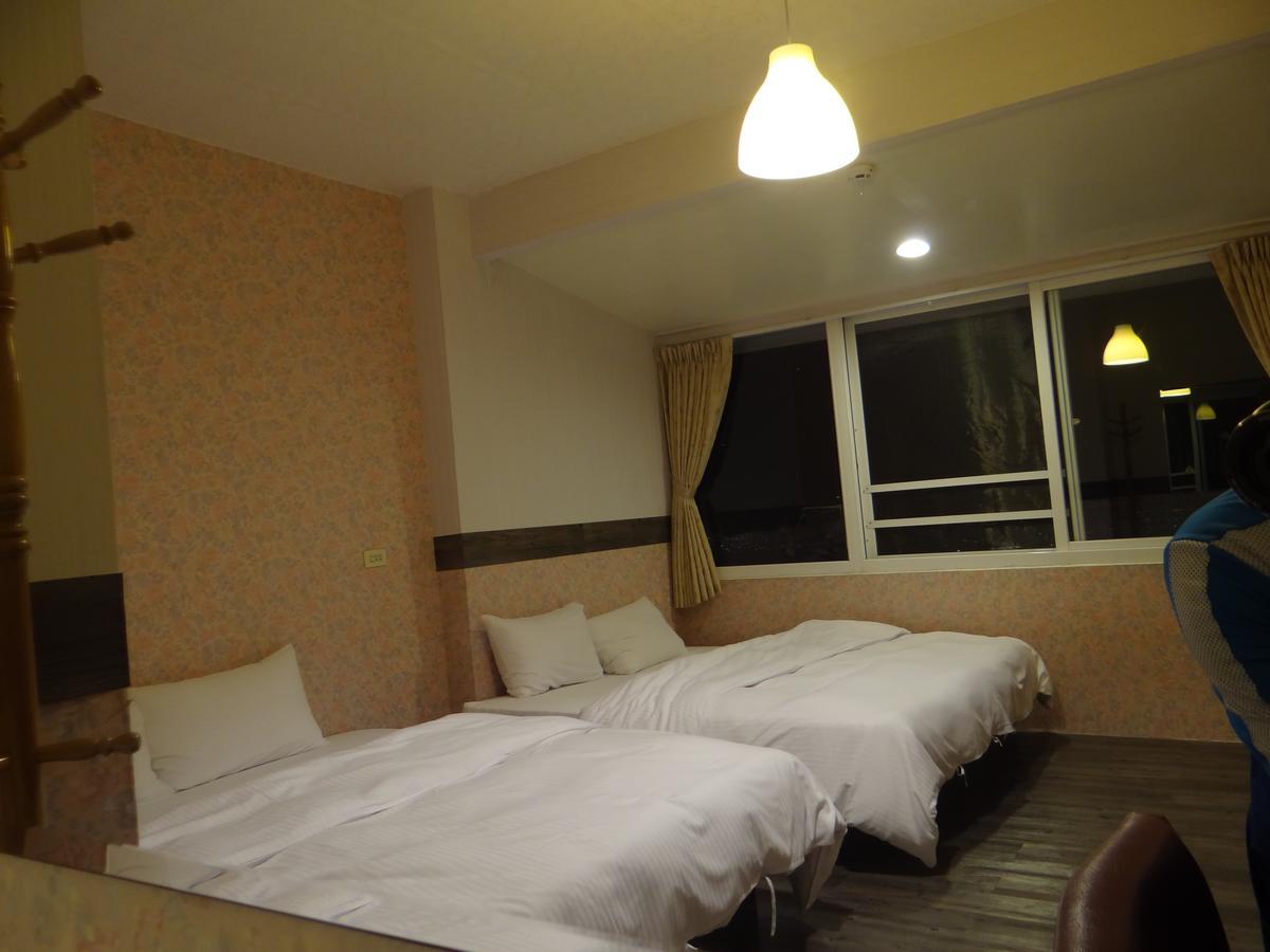 Sky Lounge B&B Чжушань Экстерьер фото