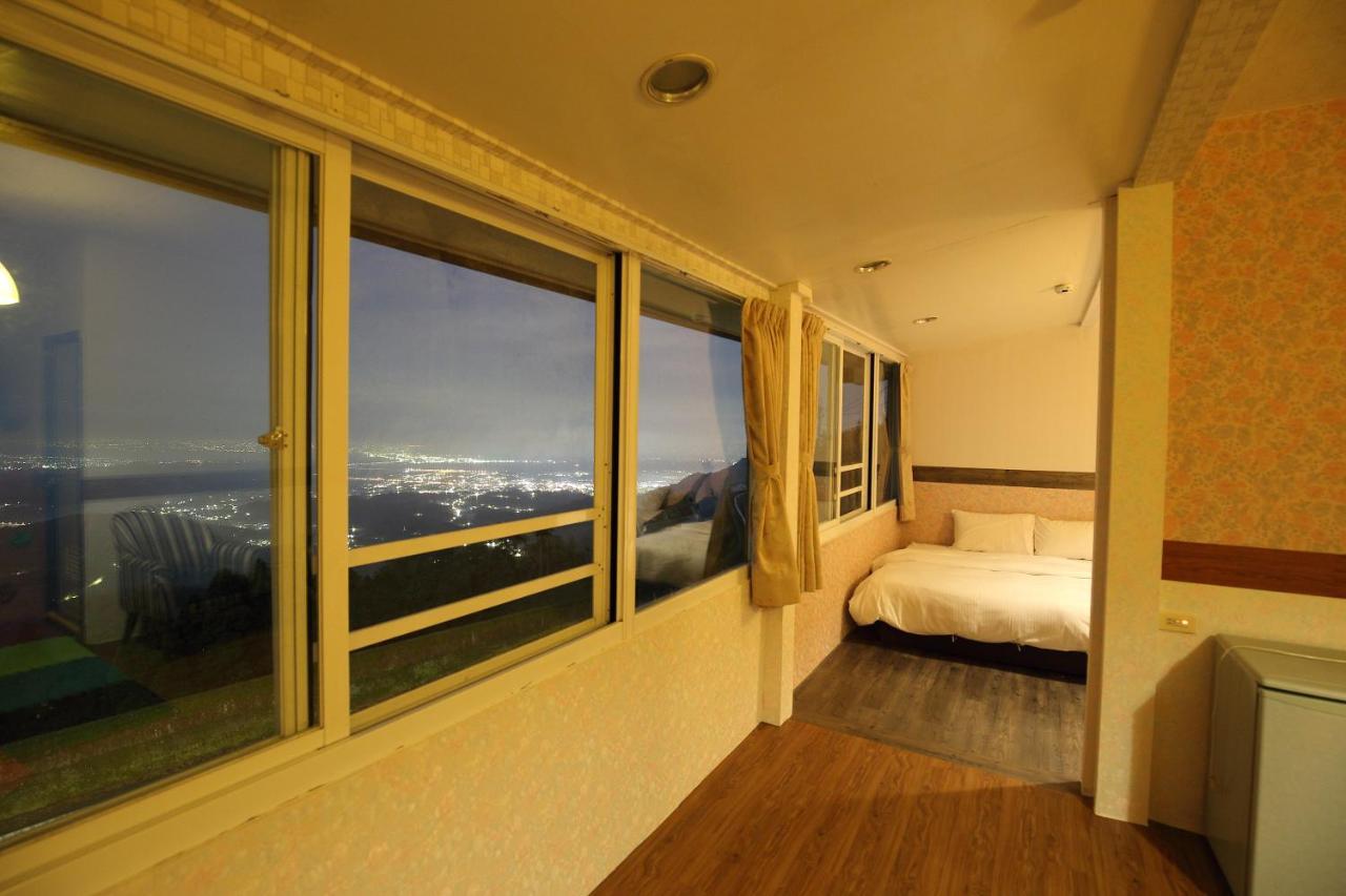 Sky Lounge B&B Чжушань Экстерьер фото